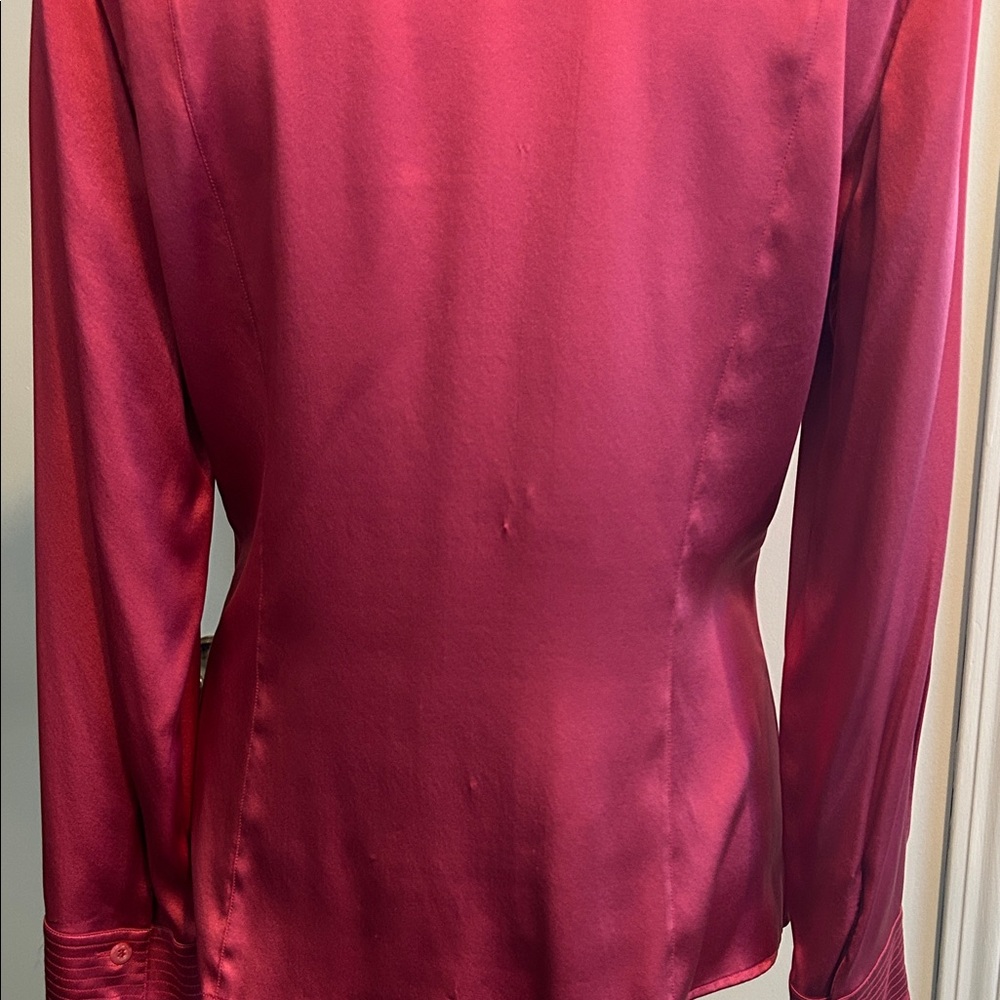 St. John Vibrant Raspberry Red Silk Tailored Blouse - Picture 7 of 9